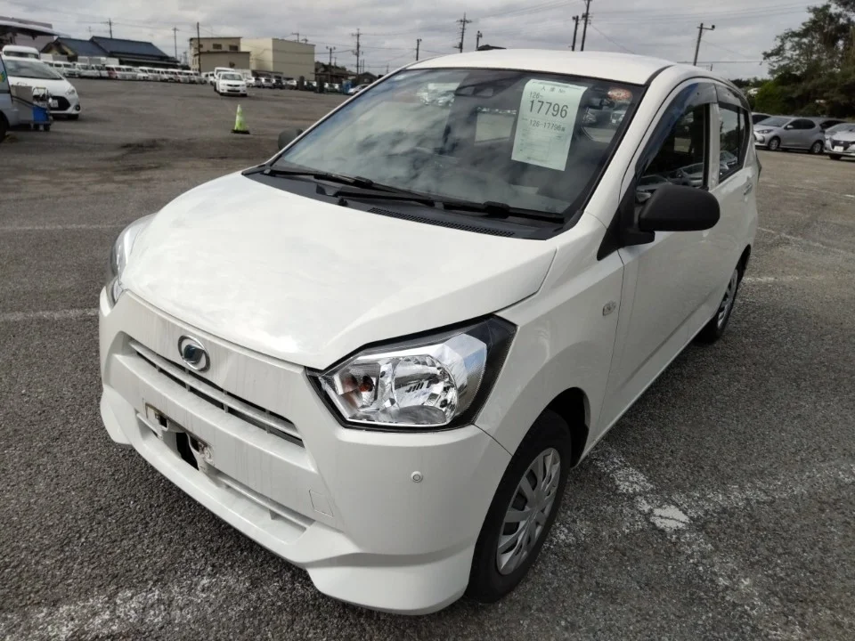 Daihatsu Mira e:S LA350S 2021